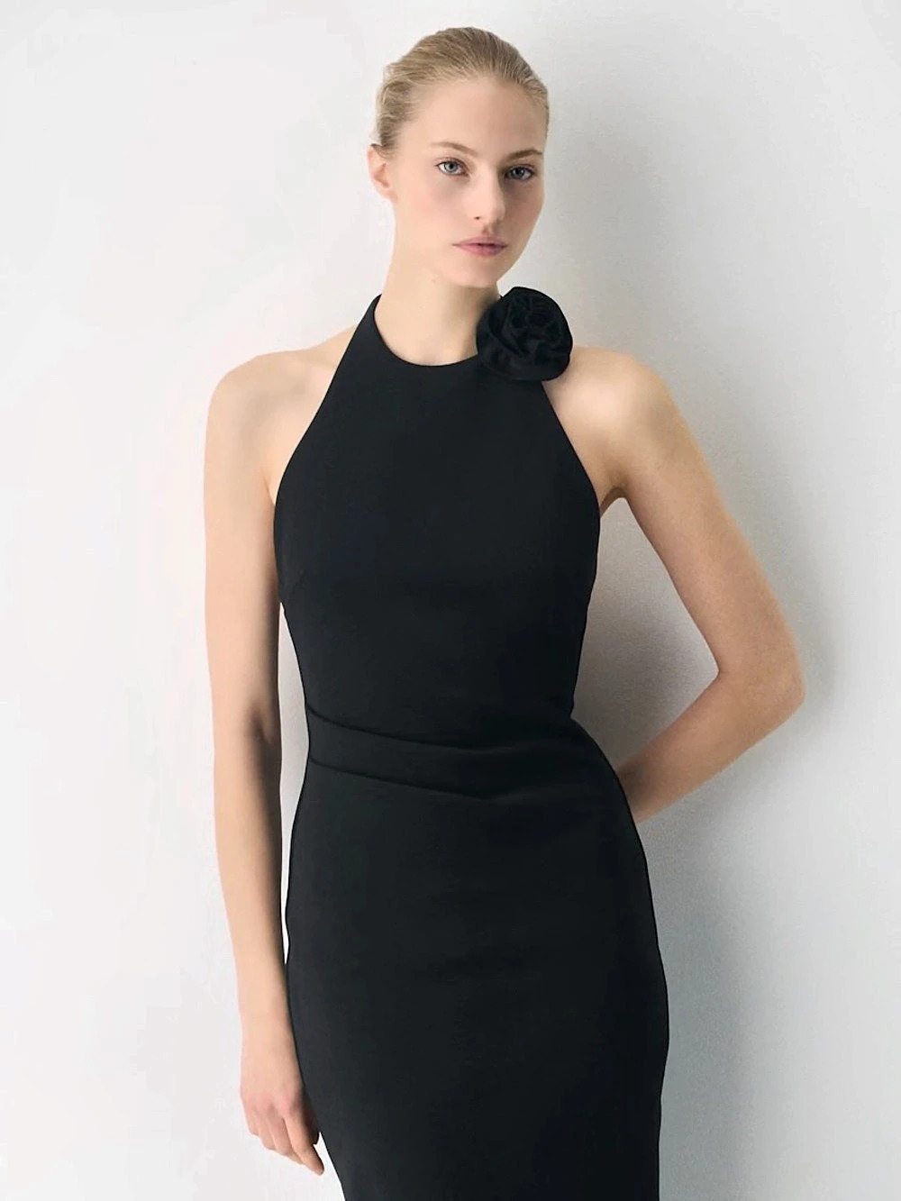 Aritzia Black Halter Midi Dress Size Medium NWT